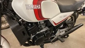 Yamaha RD250 - Engine close-up LHS