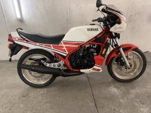 Yamaha RD350 - Finished